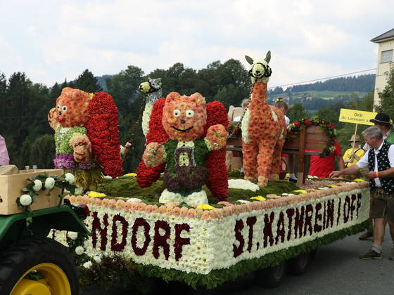Blumenwagen St. Kathrein am Offenegg (C) Tourismus Info Vorau