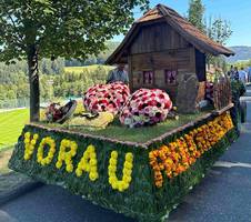 Blumenwagen Vorau (C) Steirische Blumenstraße