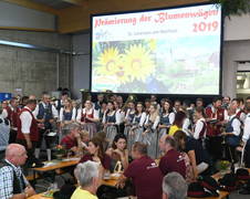Prämierung Blumenkorso (C) TV Joglland-Waldheimat, J. Zingl