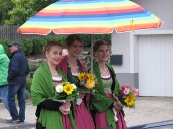 Die neuen Blumenstraßenhoheiten 2017-2019 (C) TV Joglland - Waldheimat, Zingl